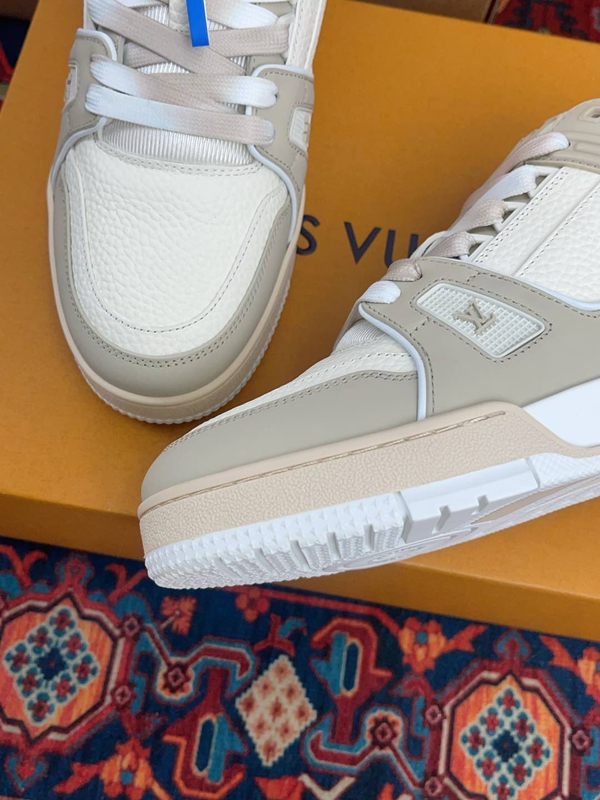 ルイヴィトン靴細部ディテール